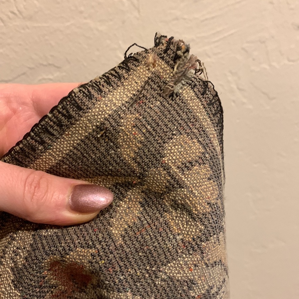 Vintage Sacred Heart of Jesus Tapestry - Picture 5 of 8